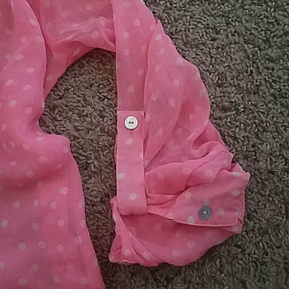 💕Pink Shirt💕 - Picture 5 of 6
